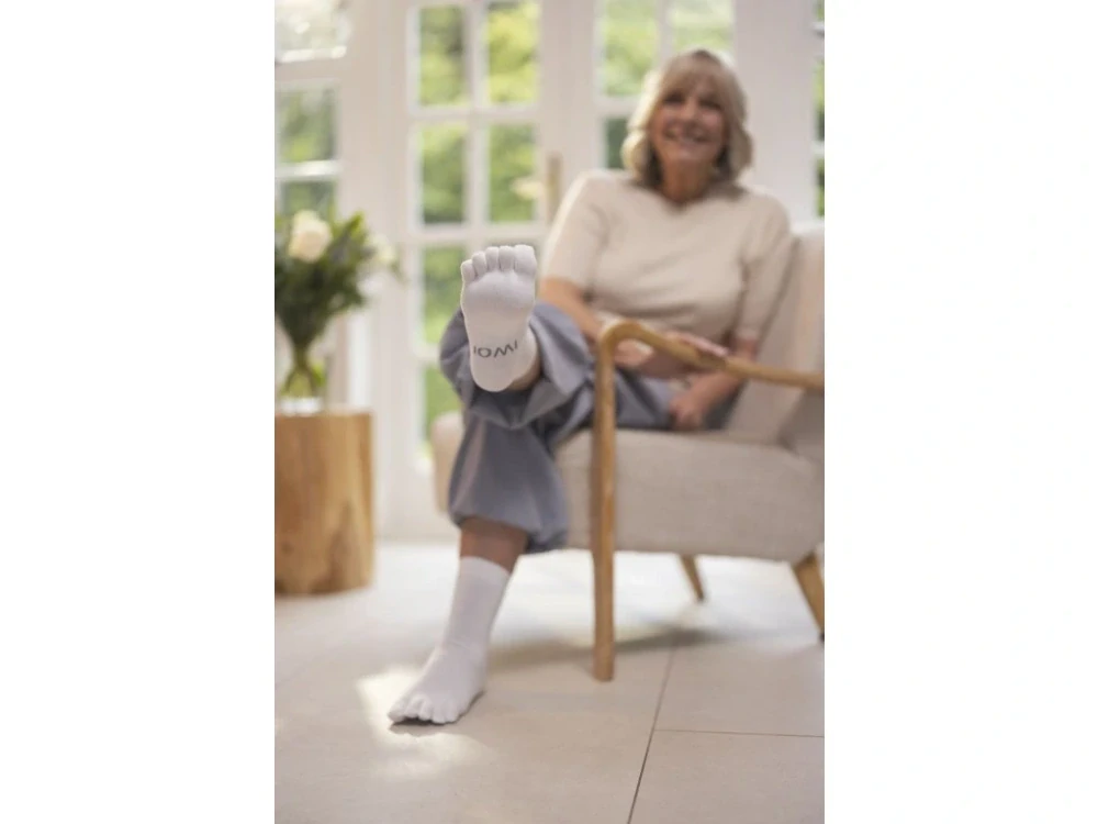 Prstové ponožky IOMI TOE Biele